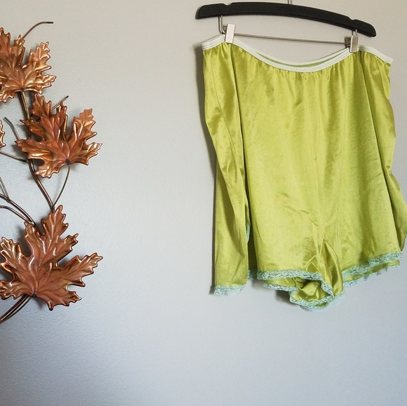 Dame Other - Vintage Hand Dyed Shorts